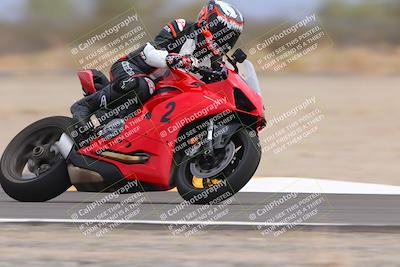 media/Sep-10-2022-SoCal Trackdays (Sat) [[a5bf35bb4a]]/Turn 6 (1140am)/